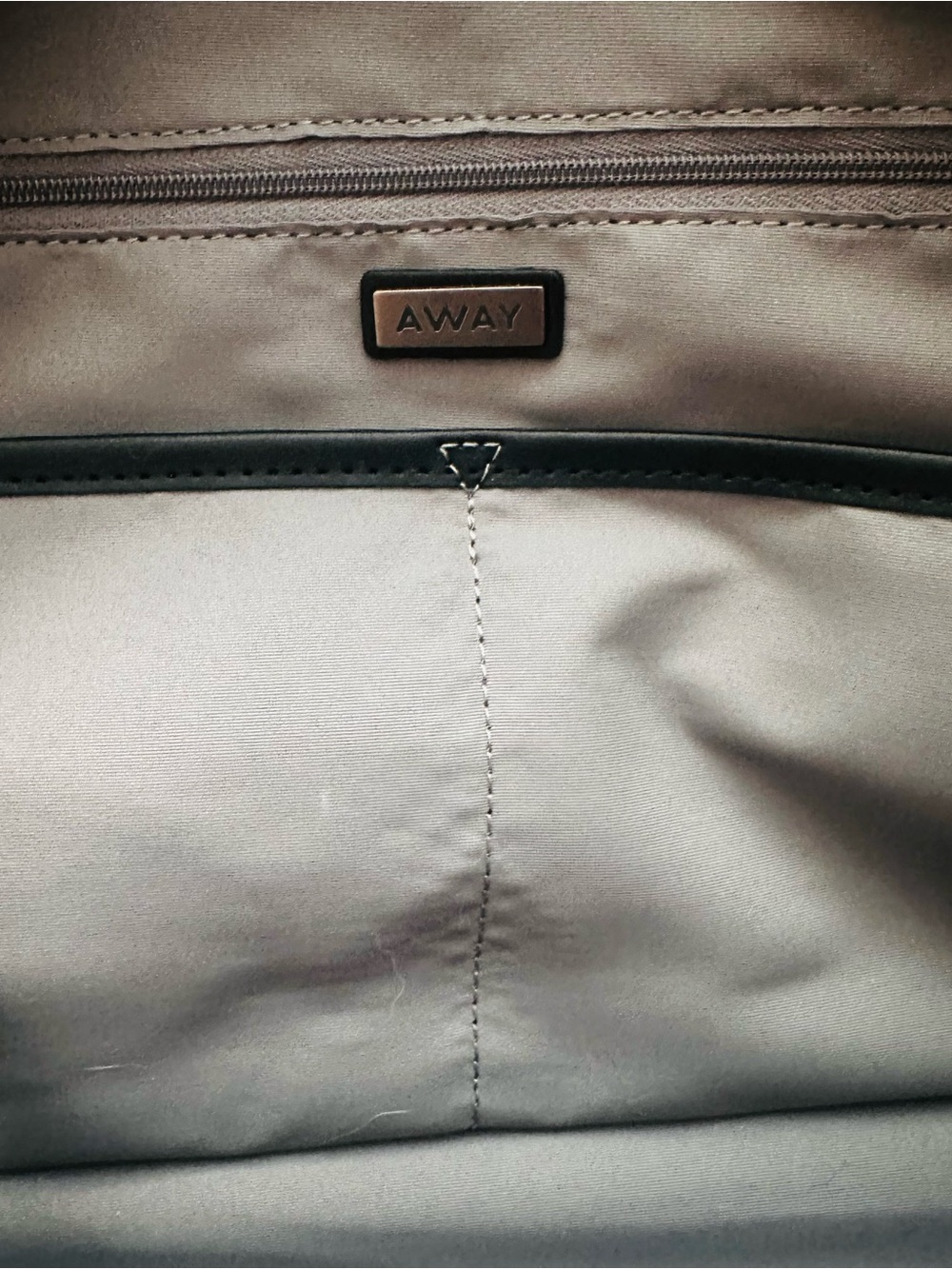 AWAY - The Everywhere Bag - Picture 6 of 8